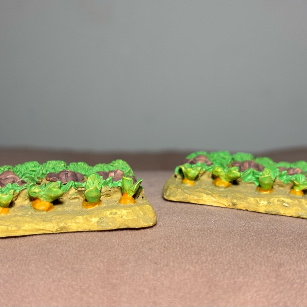Vegetation Decor Ceramic Vintage 1990's